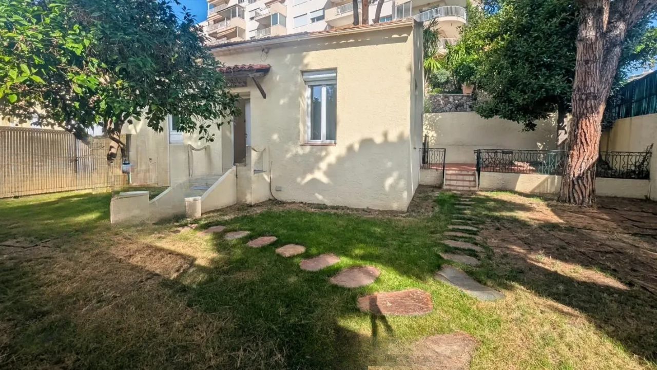 Квартира в Каннах, Франция, 124 м² - фото 2