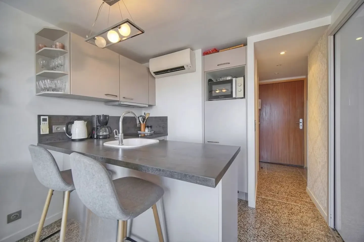 Квартира в Каннах, Франция, 34 м² - фото 8