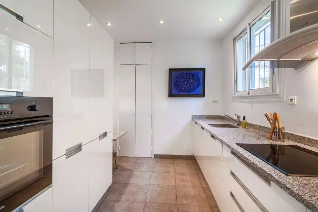 Квартира в Каннах, Франция, 71 м² - фото 8