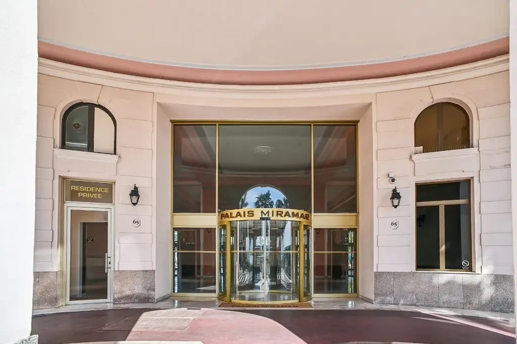 Квартира в Каннах, Франция, 33 м² - фото 9