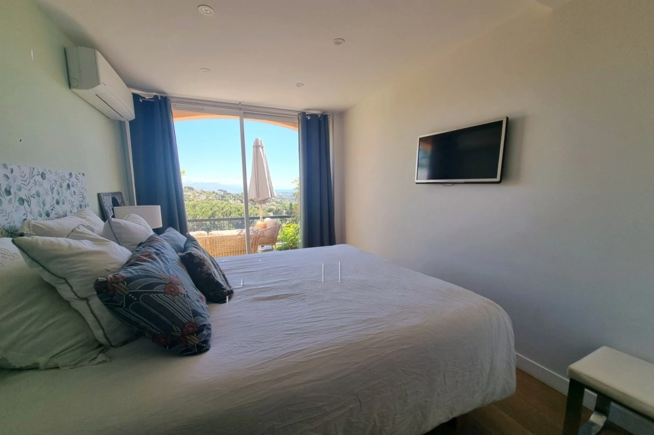 Квартира в Каннах, Франция, 85 м² - фото 13