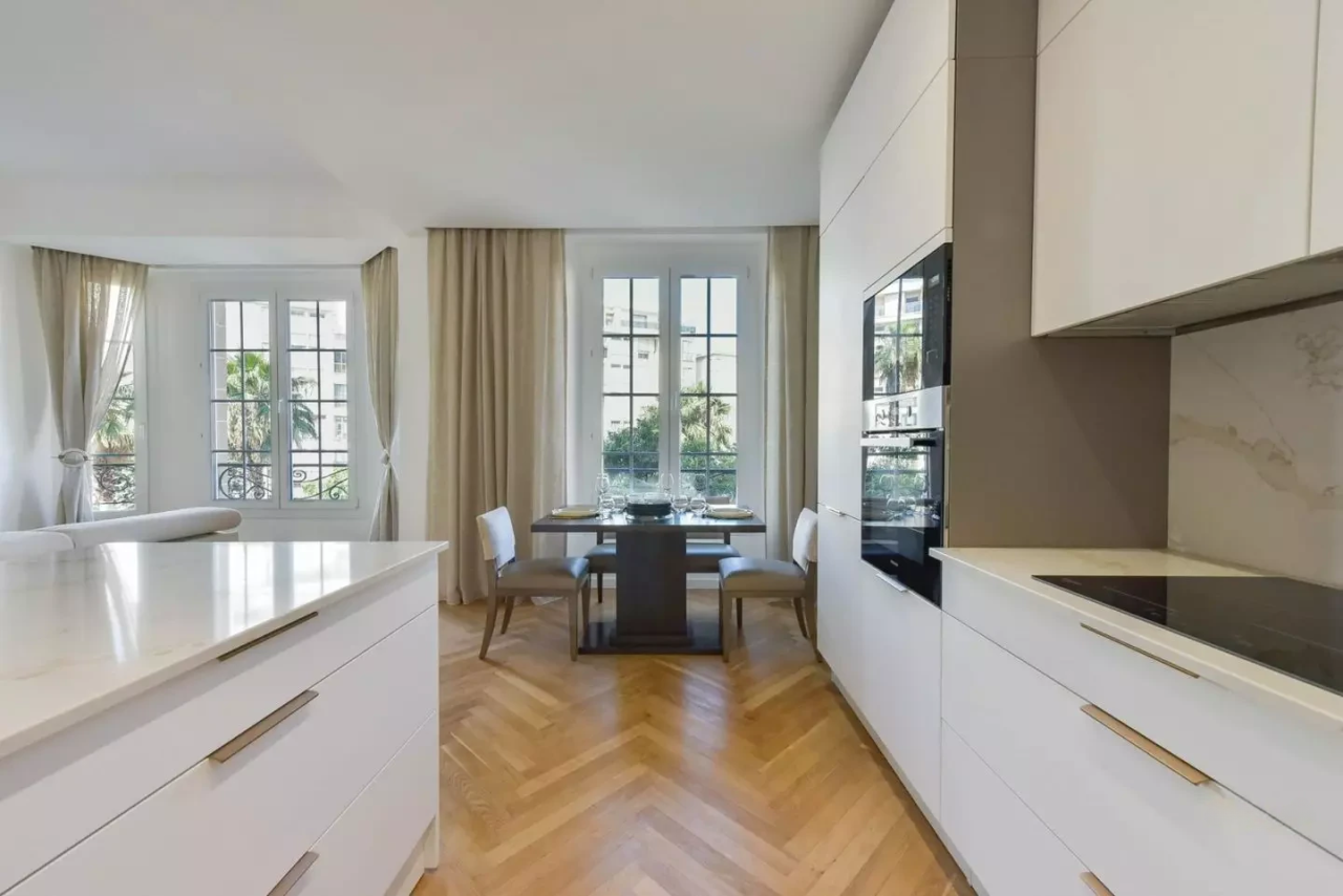 Квартира в Каннах, Франция, 118 м² - фото 13