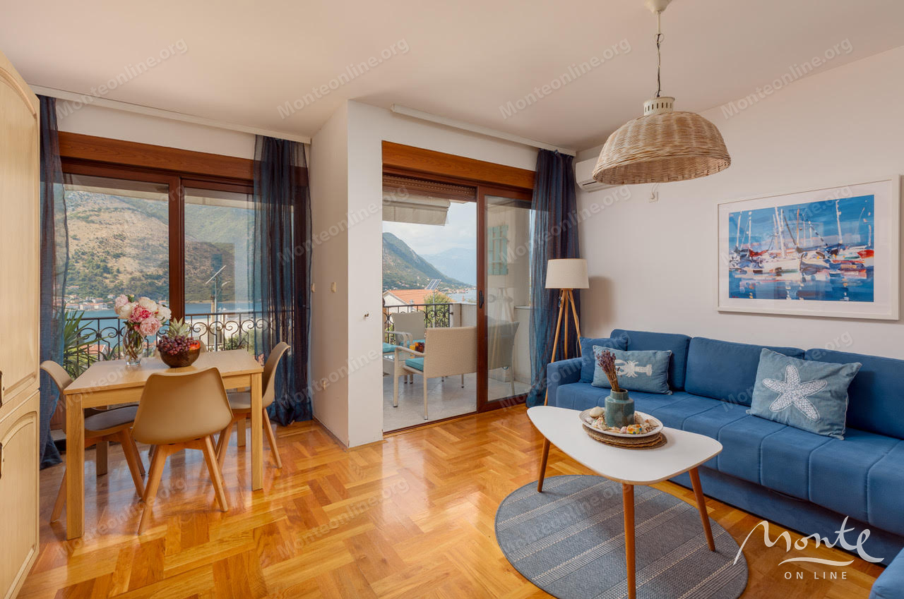 Апартаменты в Доброте, Черногория, 50 м² - фото 2