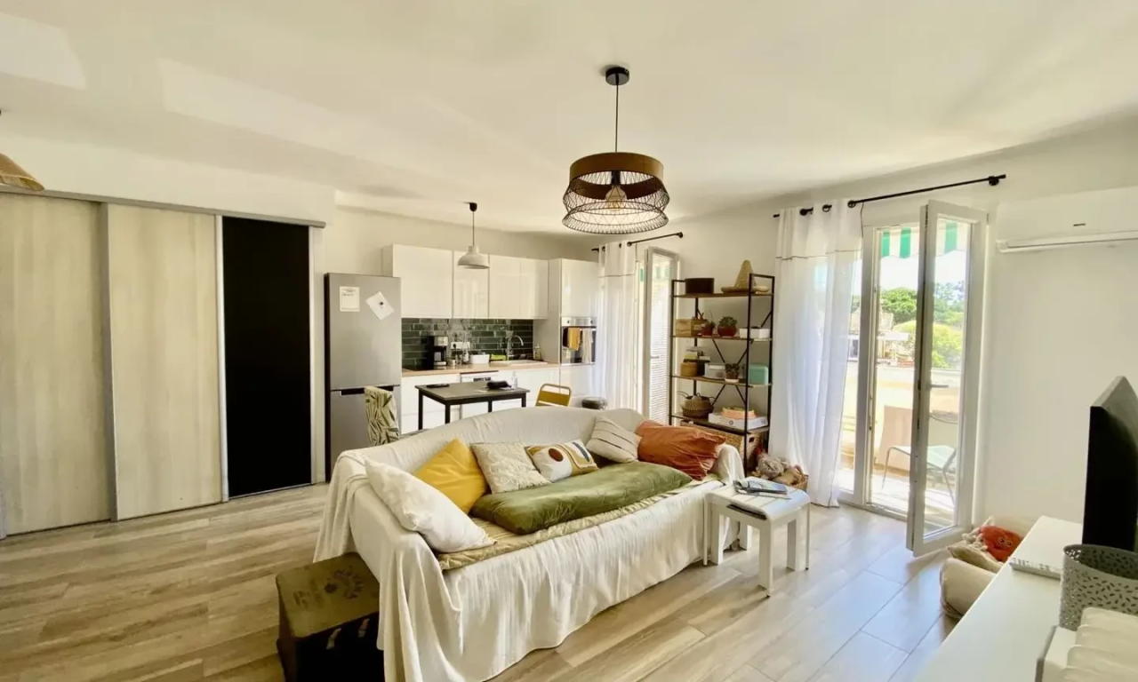 Квартира в Каннах, Франция, 45 м² - фото 1