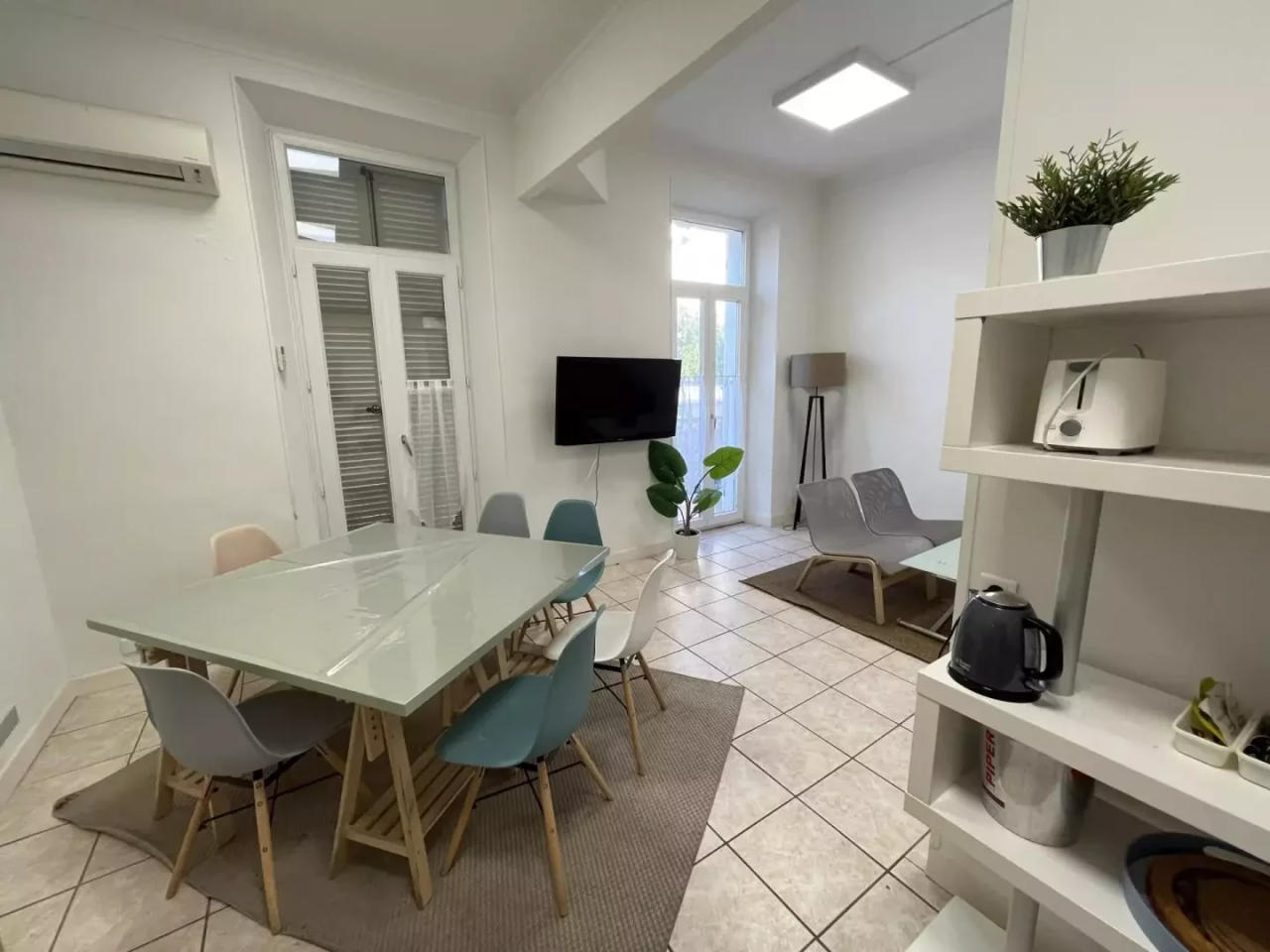 Квартира в Каннах, Франция, 70 м² - фото 1