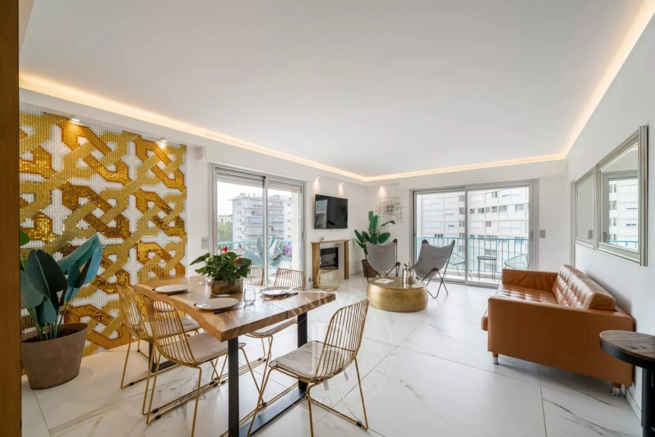 Квартира в Каннах, Франция, 100 м² - фото 1