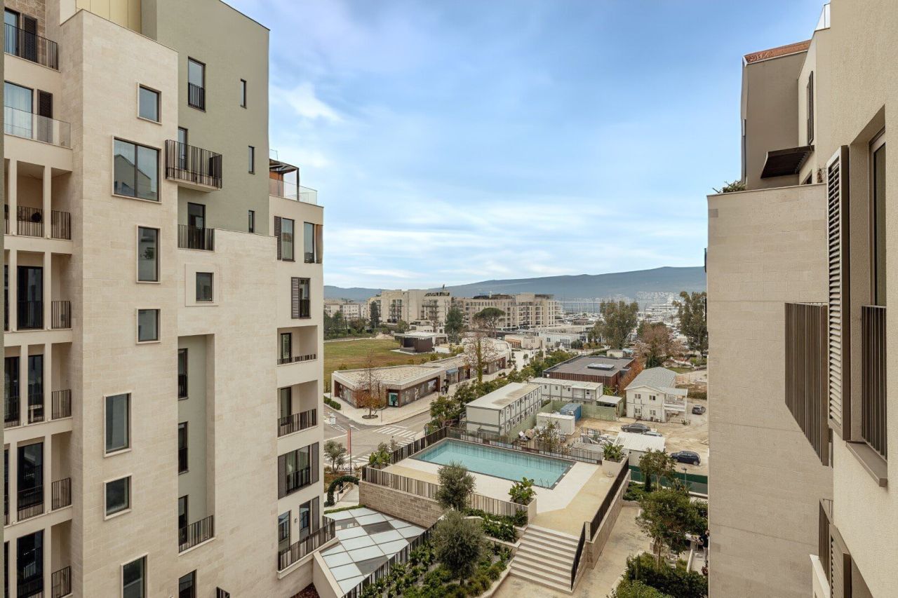 Апартаменты в Тивате, Черногория, 56 м² - фото 3