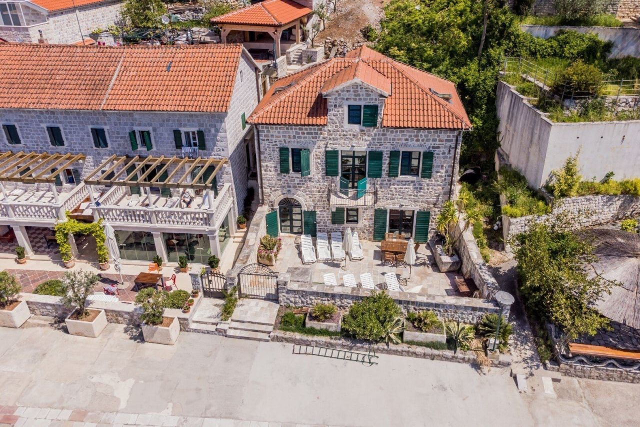 Вилла в Розе, Черногория, 220 м² - фото 3