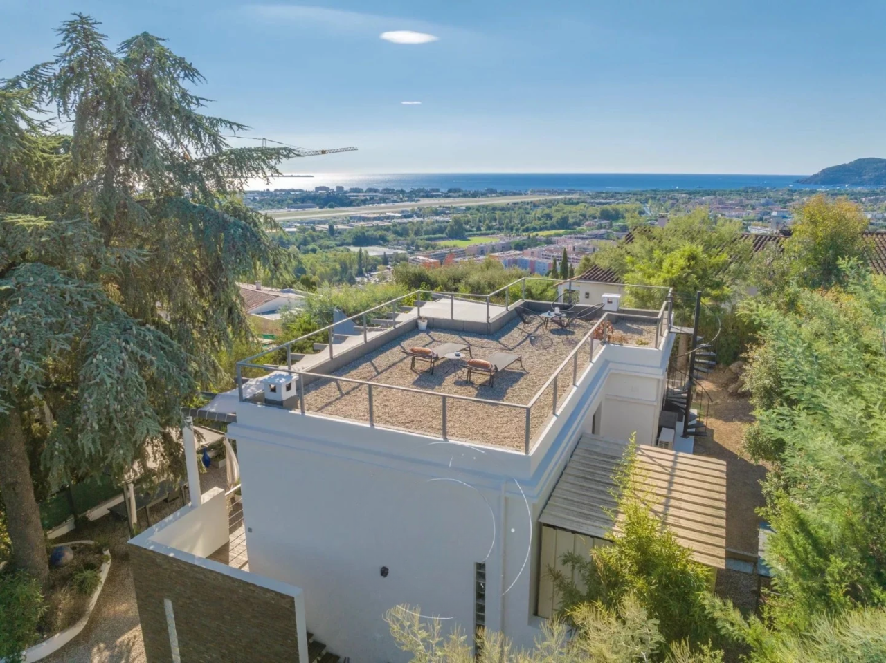 Квартира в Каннах, Франция, 110 м² - фото 2