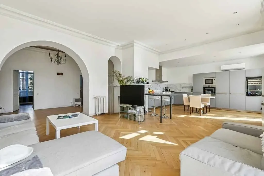 Квартира в Каннах, Франция, 147 м² - фото 2