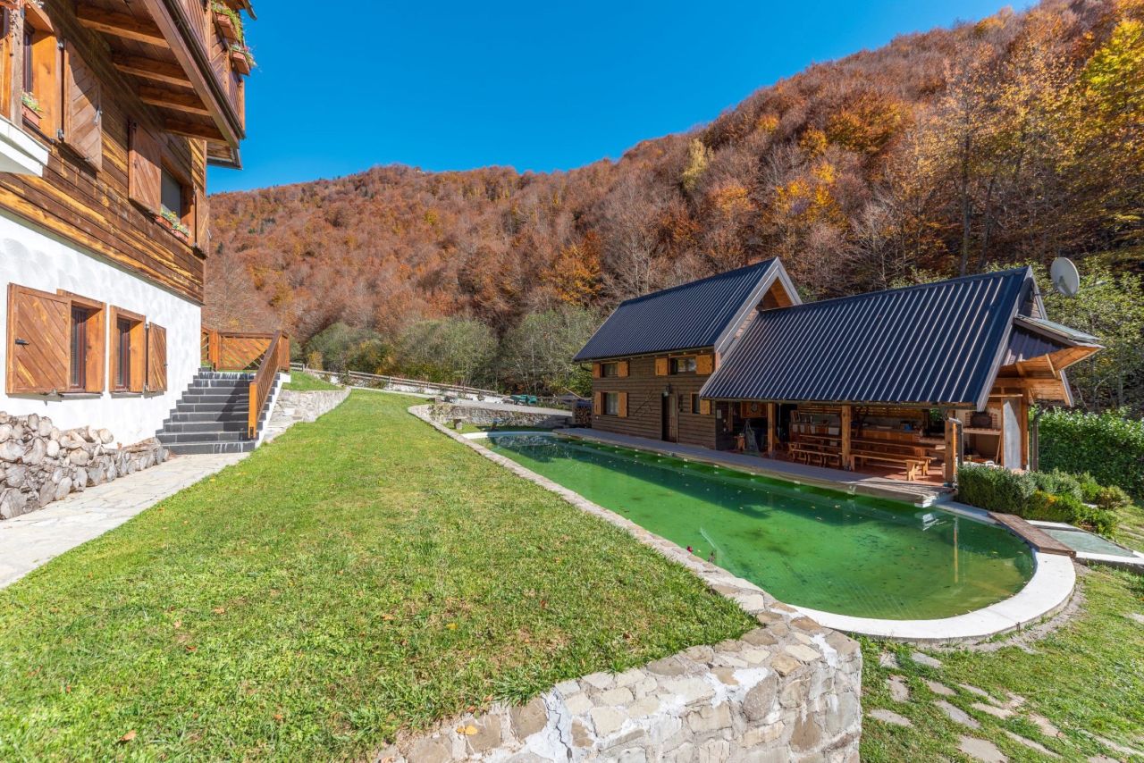 Дом в Подгорице, Черногория, 550 м² - фото 4