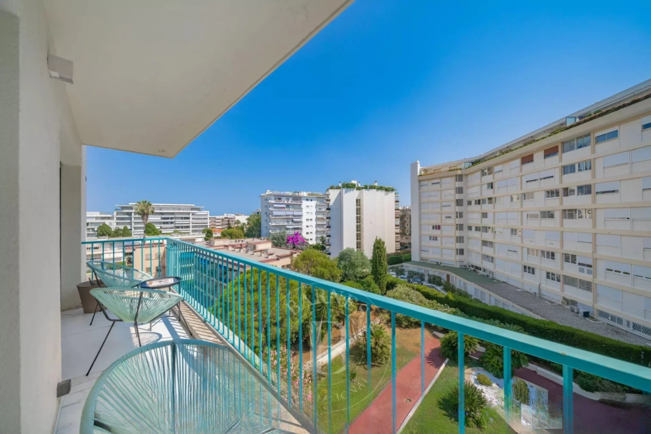 Квартира в Каннах, Франция, 100 м² - фото 3