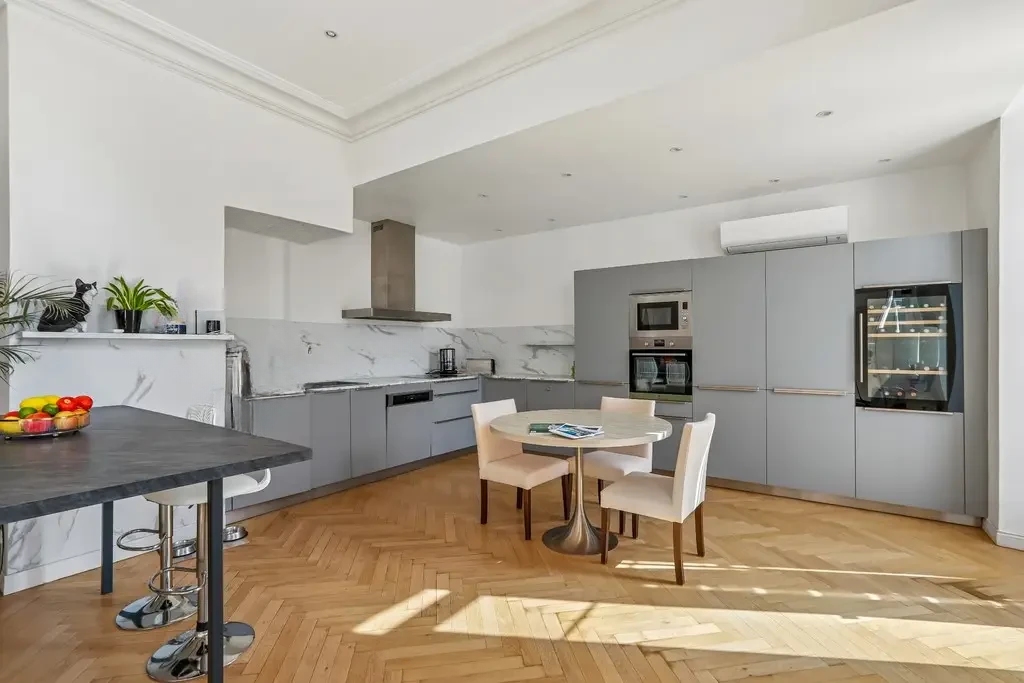 Квартира в Каннах, Франция, 147 м² - фото 4