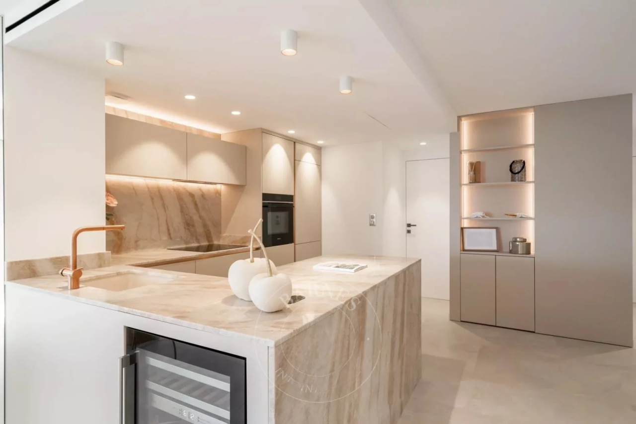 Квартира в Каннах, Франция, 95 м² - фото 4