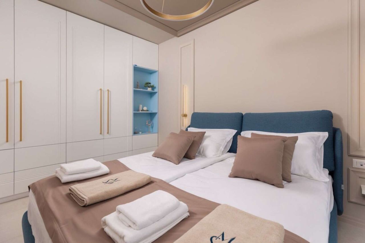 Апартаменты в Доброте, Черногория, 204 м² - фото 8