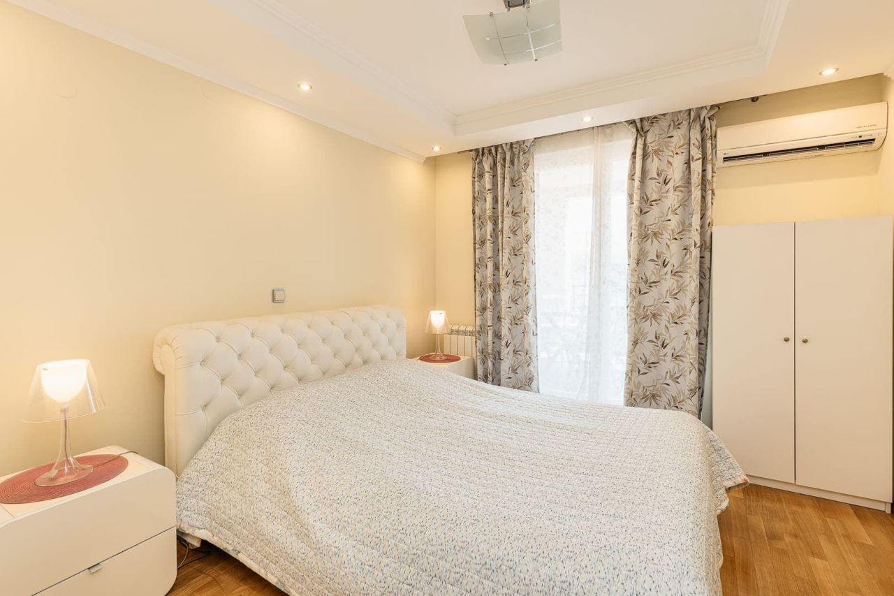 Апартаменты в Херцег-Нови, Черногория, 334 м² - фото 11