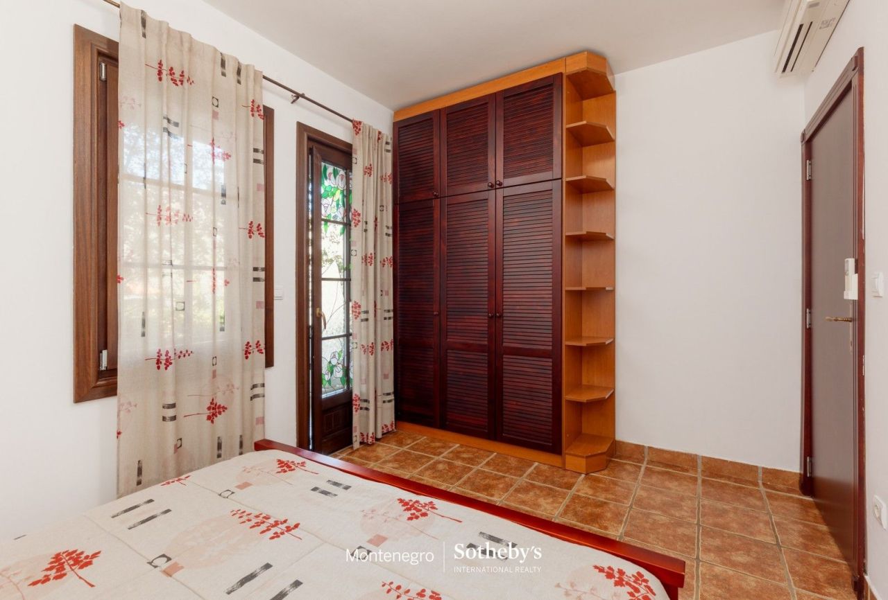Апартаменты в Которе, Черногория, 84 м² - фото 11
