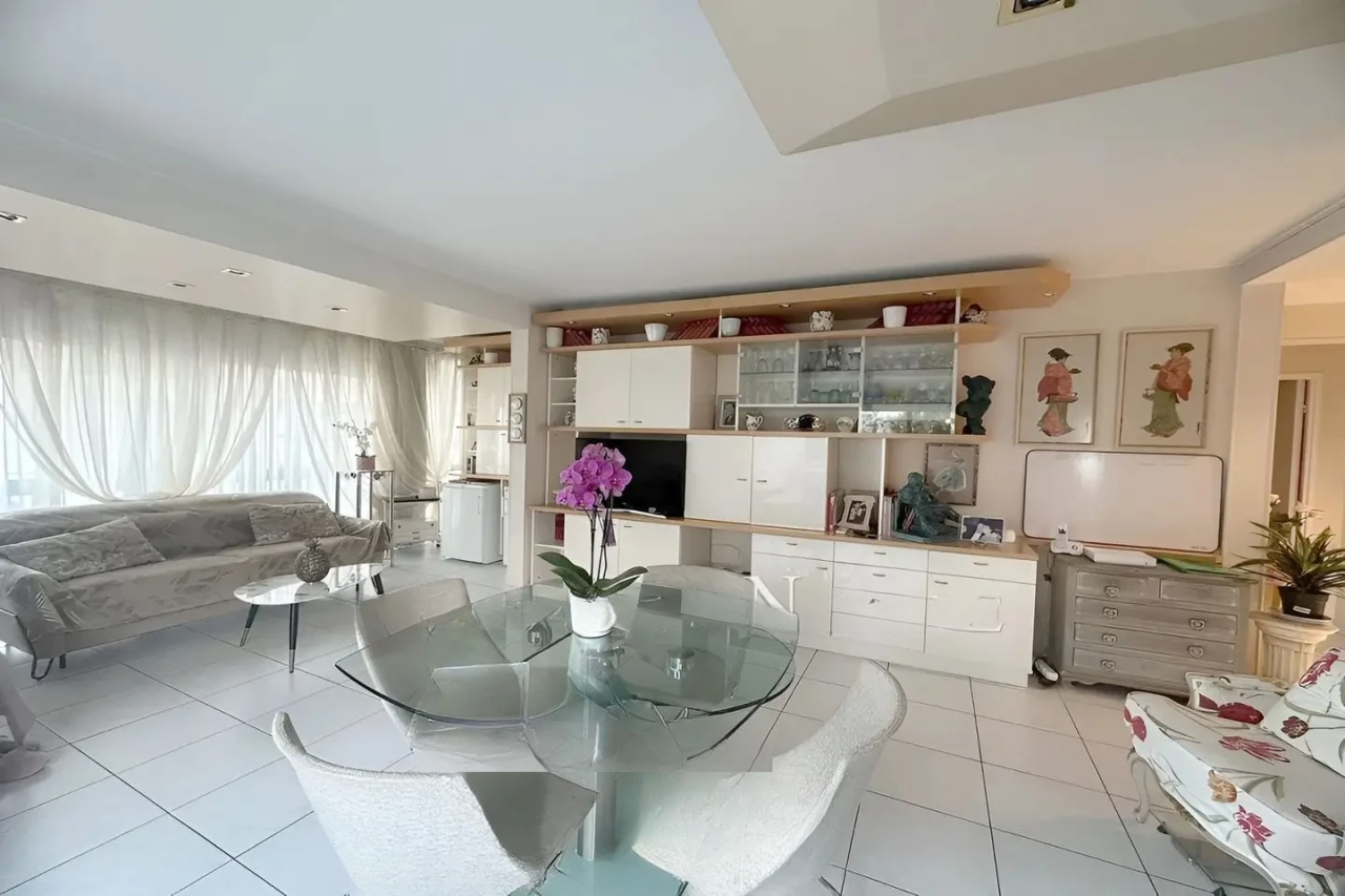 Квартира в Каннах, Франция, 97 м² - фото 8