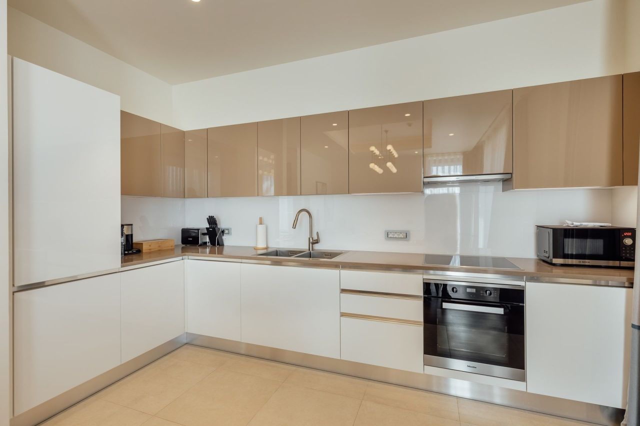 Апартаменты в Херцег-Нови, Черногория, 290 м² - фото 12