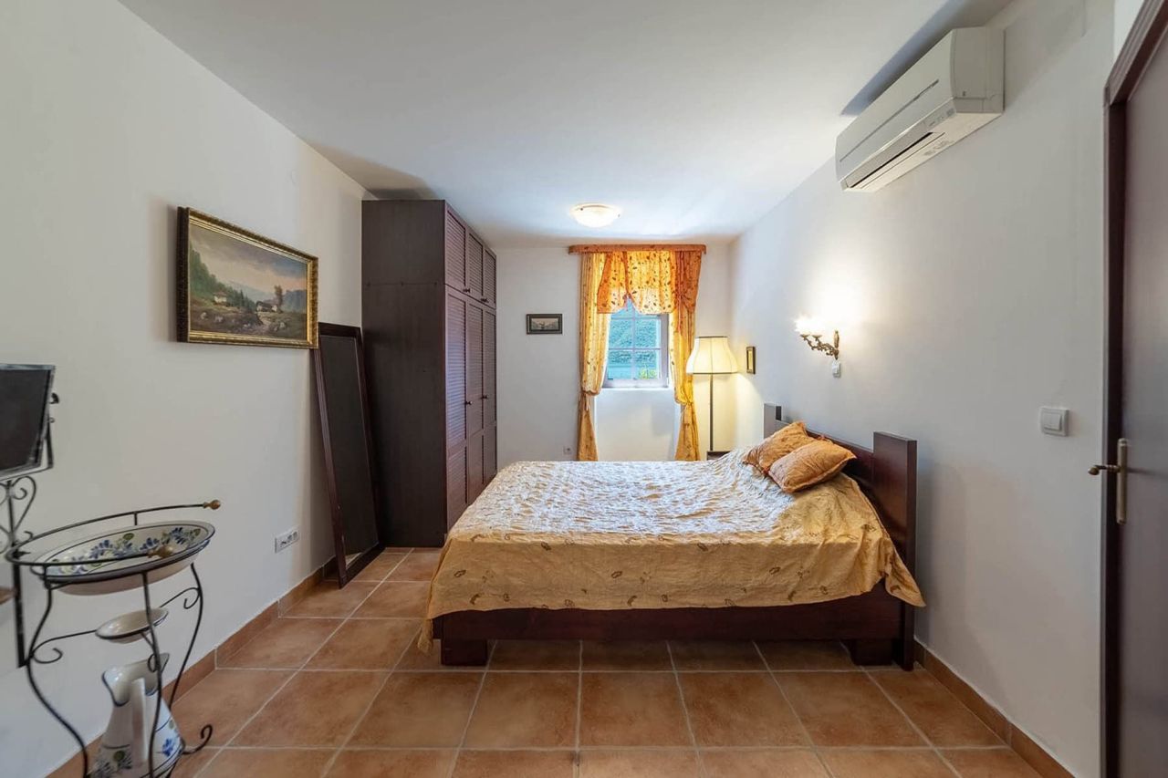 Апартаменты в Которе, Черногория, 112 м² - фото 13