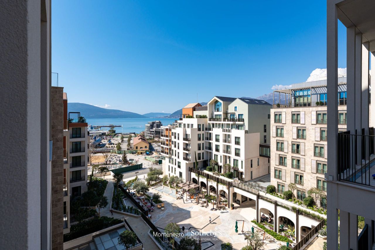 Апартаменты в Тивате, Черногория, 77 м² - фото 13