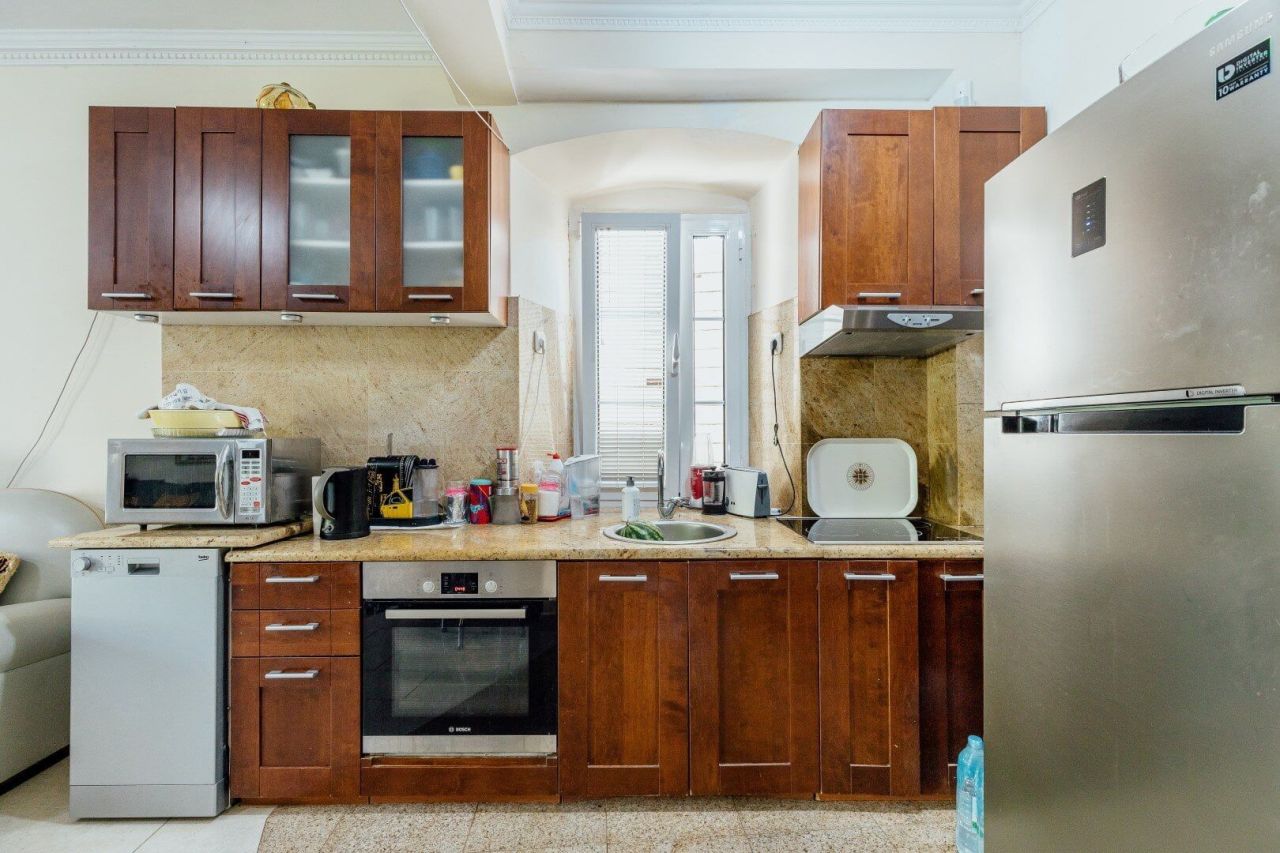 Коммерческая недвижимость в Будве, Черногория, 268 м² - фото 14