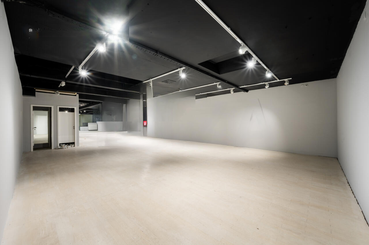 Офис в Любляне, Словения, 437 м² - фото 10
