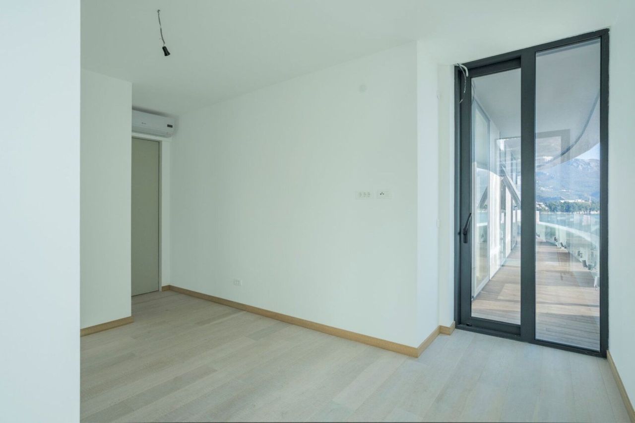 Апартаменты в Будве, Черногория, 270 м² - фото 15