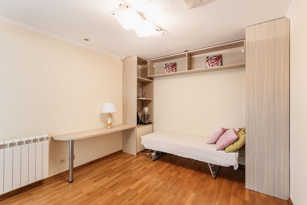Апартаменты в Херцег-Нови, Черногория, 334 м² - фото 15