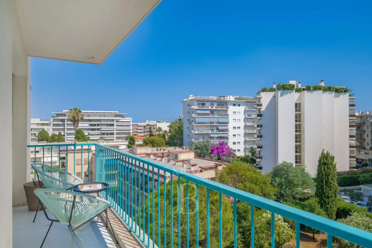 Квартира в Каннах, Франция, 100 м² - фото 13