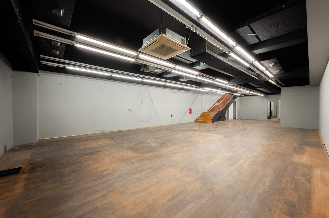 Офис в Любляне, Словения, 437 м² - фото 13