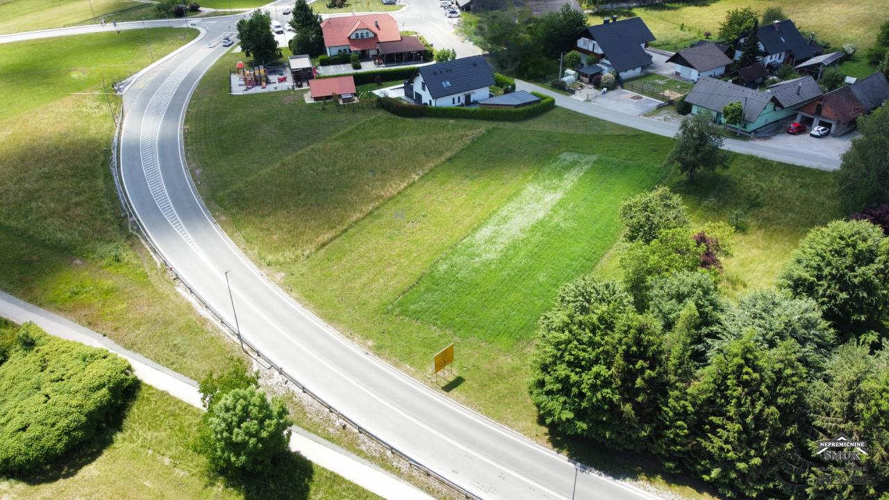 Земля в Радовлице, Словения, 585 м² - фото 6