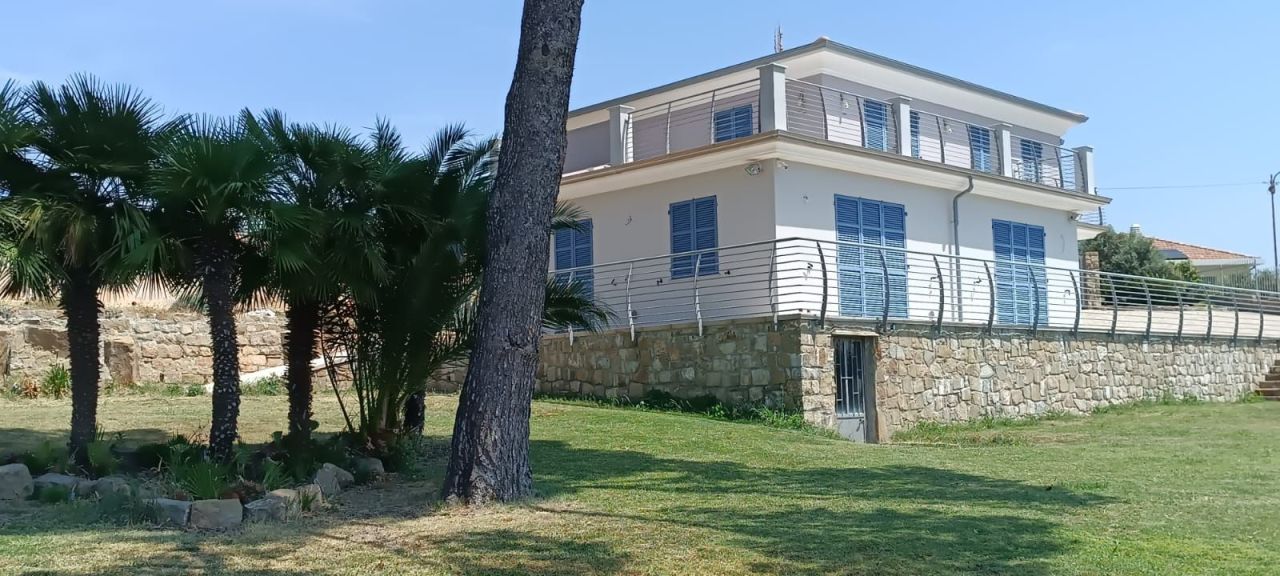 Вилла в Сан-Ремо, Италия, 220 м² - фото 4