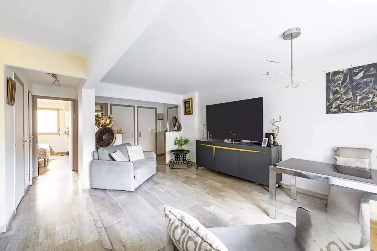 Квартира в Каннах, Франция, 64 м² - фото 1