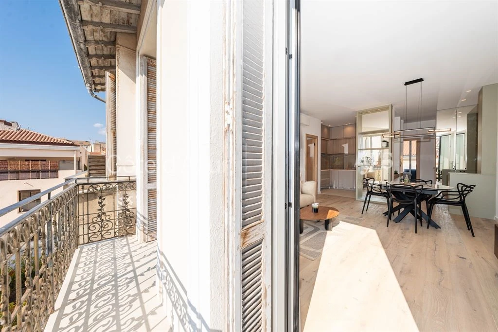 Квартира в Каннах, Франция, 85 м² - фото 1