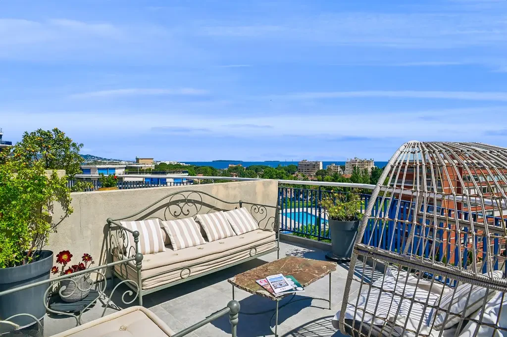 Квартира в Каннах, Франция, 110 м² - фото 1