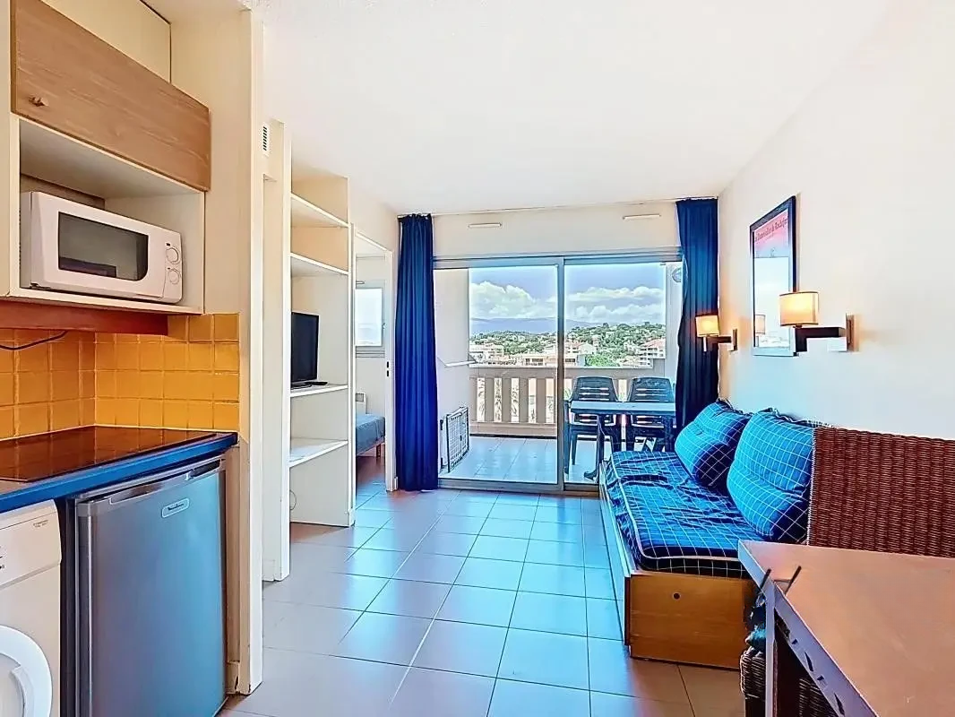 Квартира в Каннах, Франция, 28 м² - фото 2