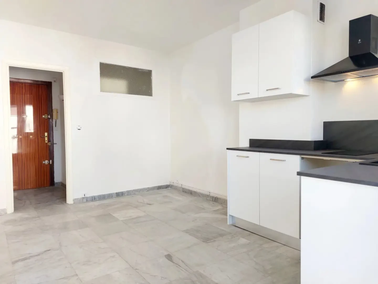 Квартира в Каннах, Франция, 20 м² - фото 4