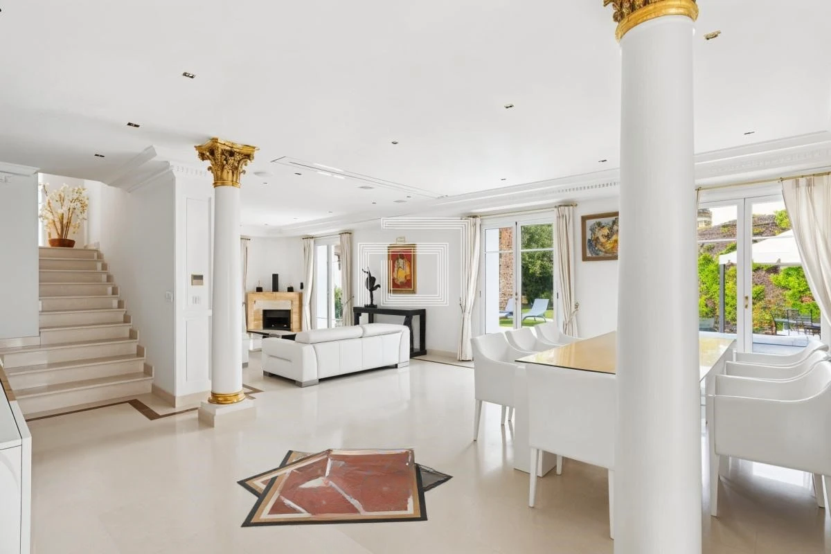 Квартира в Каннах, Франция, 1 403 м² - фото 4