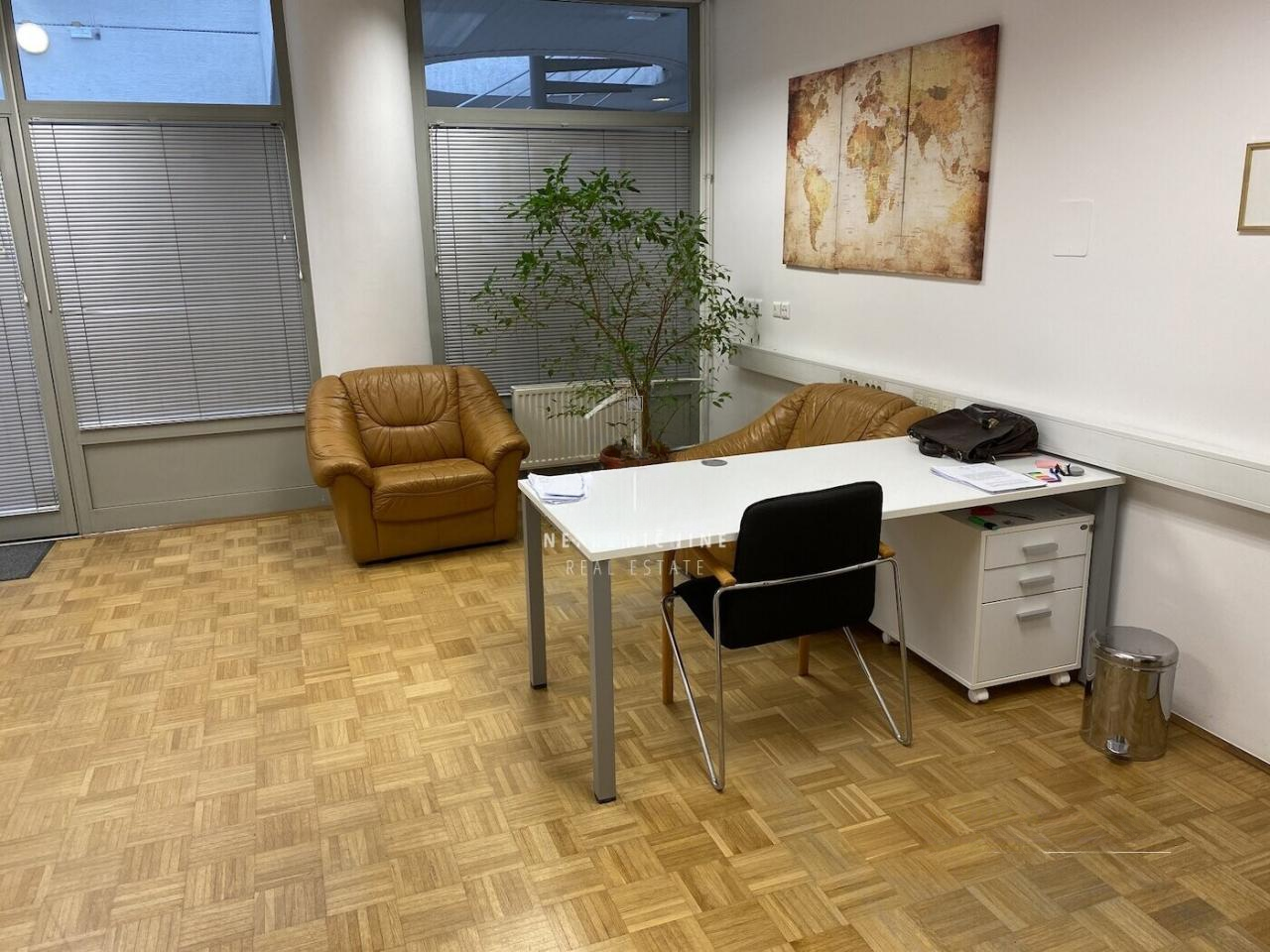 Офис в Любляне, Словения, 44 м² - фото 5