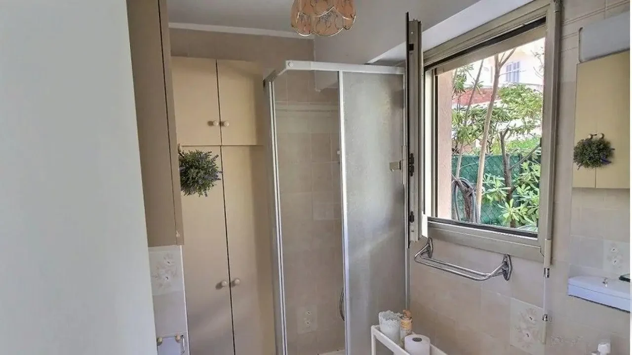 Квартира в Каннах, Франция, 21 м² - фото 8