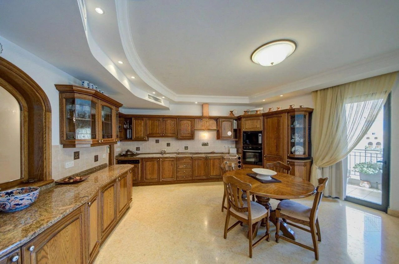 Квартира в Сан-Лоренце, Мальта, 250 м² - фото 8