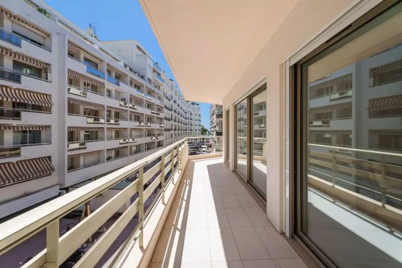 Квартира в Каннах, Франция, 98 м² - фото 8