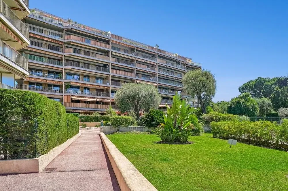 Квартира в Каннах, Франция, 82 м² - фото 10
