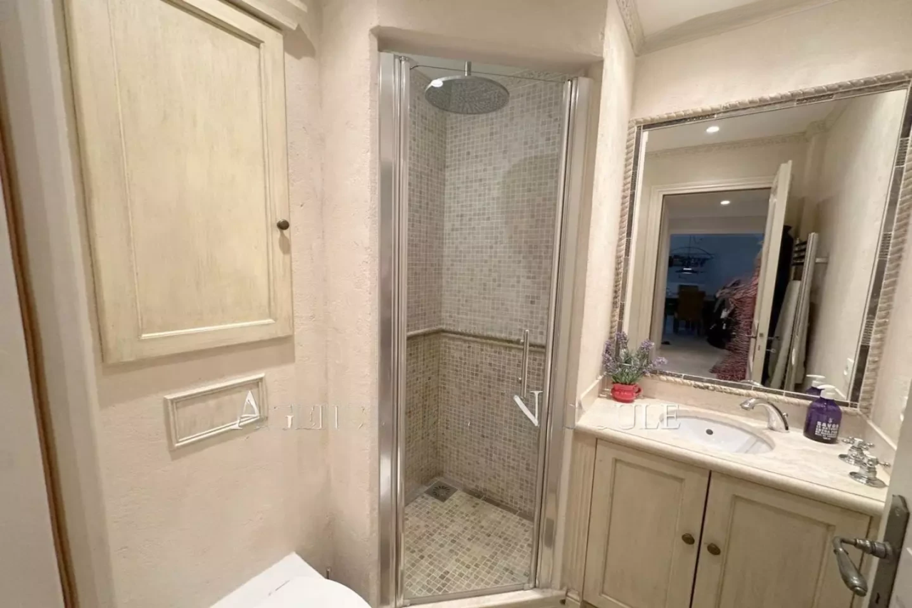 Квартира в Каннах, Франция, 75 м² - фото 11