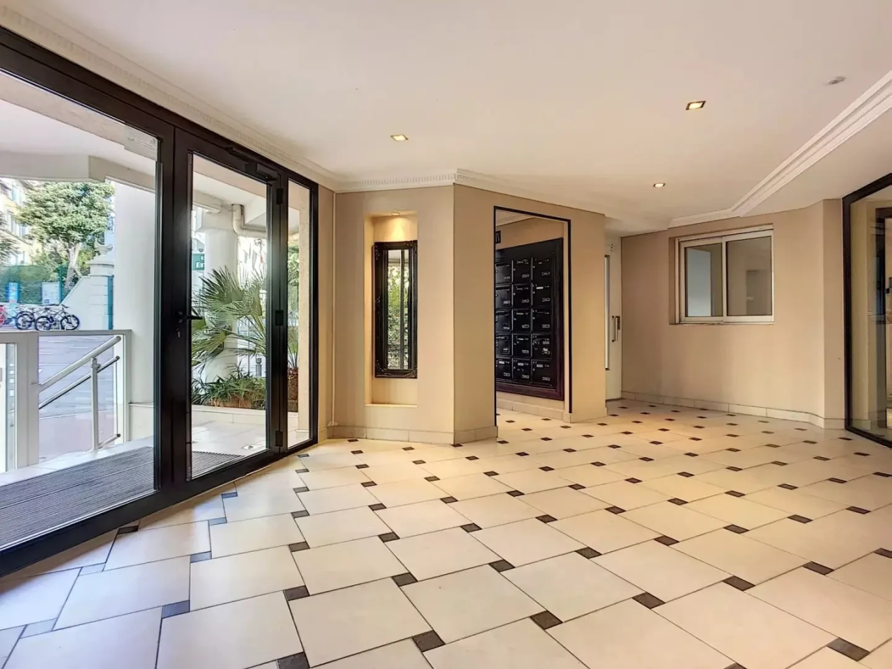 Квартира в Каннах, Франция, 31 м² - фото 12