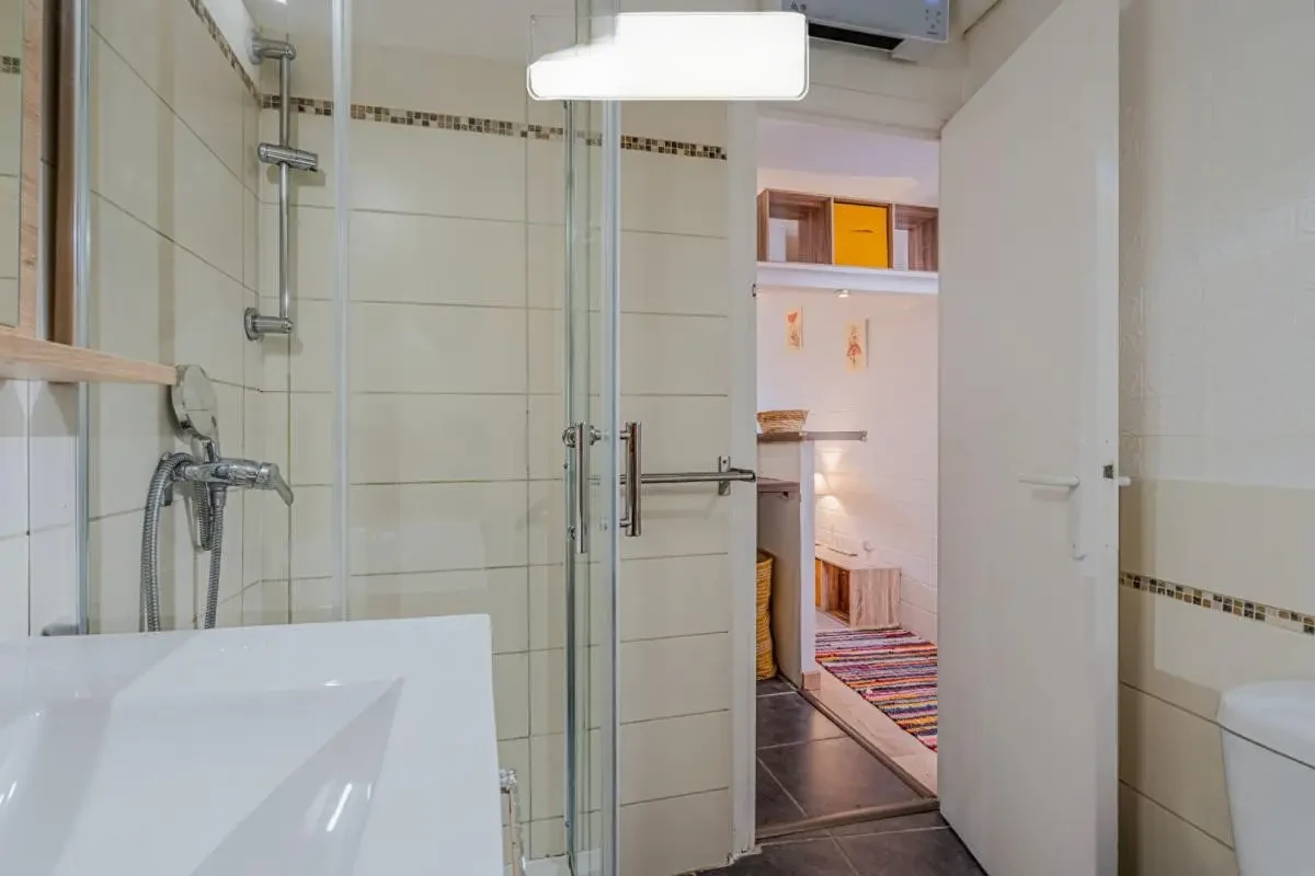 Квартира в Каннах, Франция, 22 м² - фото 12