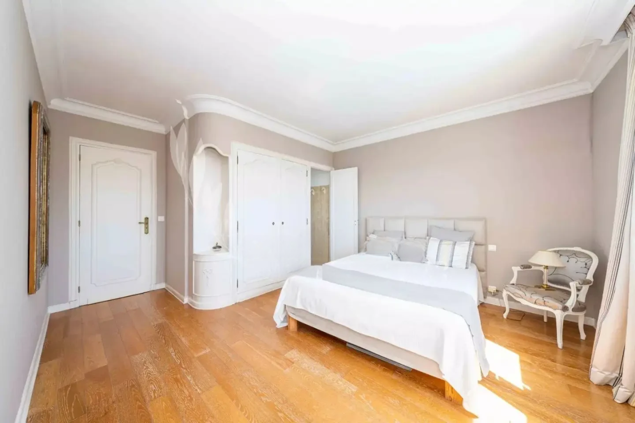 Квартира в Каннах, Франция, 320 м² - фото 17