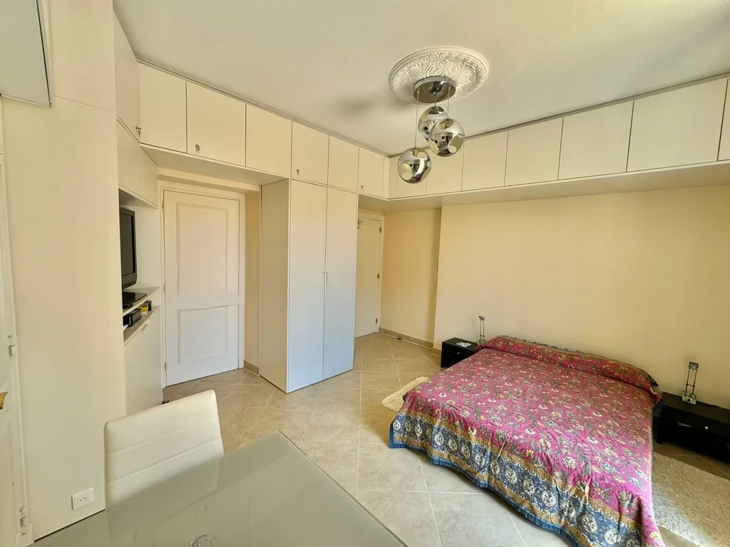 Квартира в Ла-Кондамине, Монако, 34 м² - фото 1