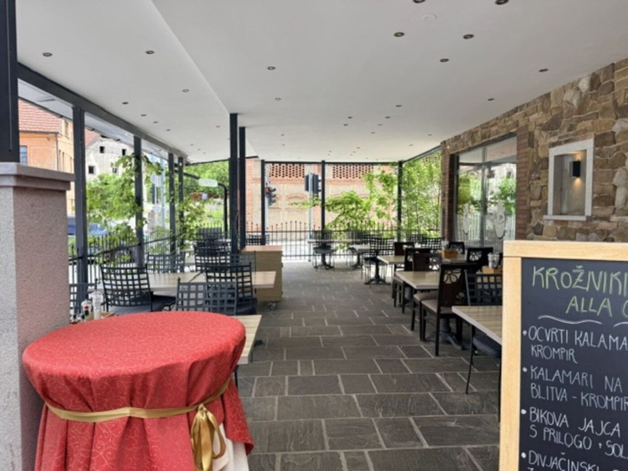 Кафе, ресторан в Церкнице, Словения, 153 м² - фото 3